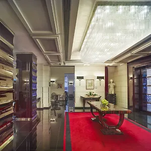 Grand Via Veneto מלון